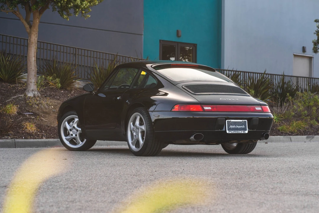 1996 Porsche 993 Carrera - Image 13 of 31