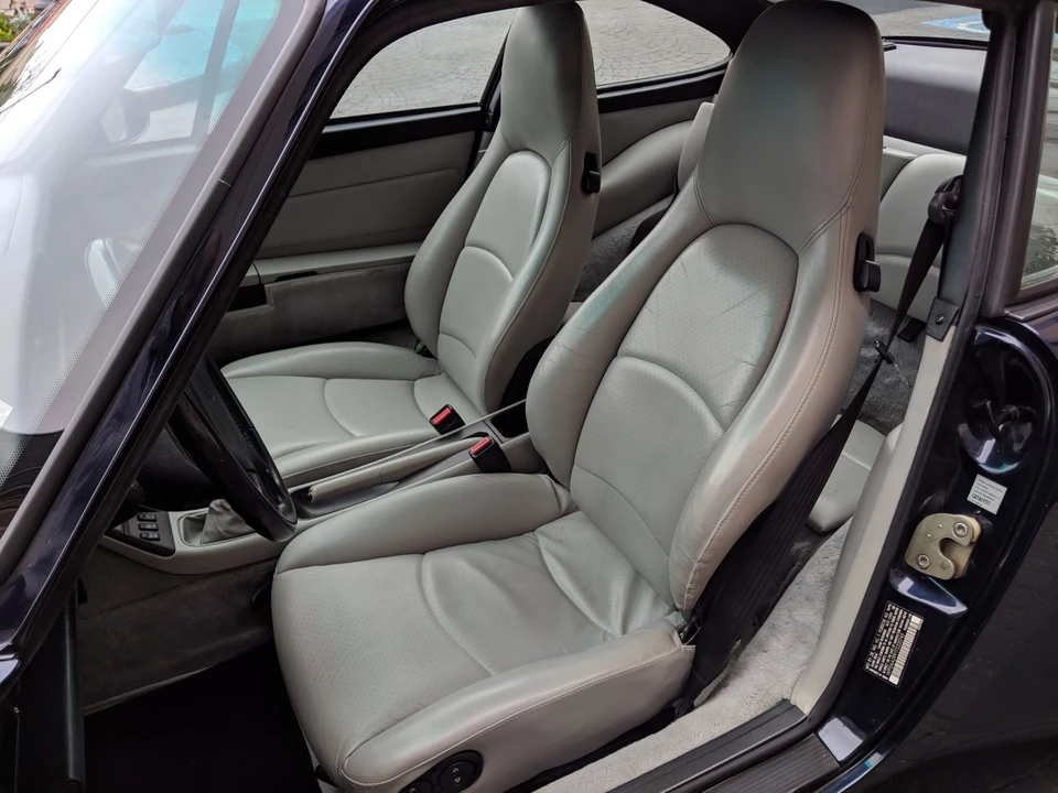 1996 Porsche 993 Carrera - Image 24 of 31