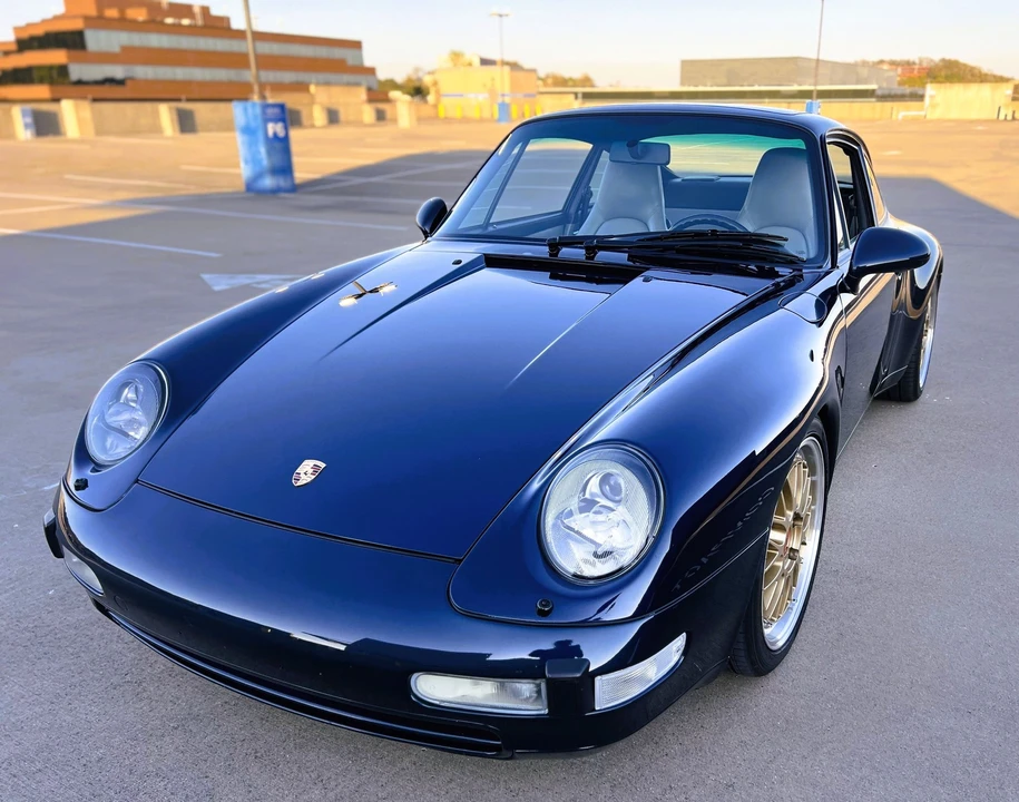 1996 Porsche 993 Carrera 4 - Image 5 of 14