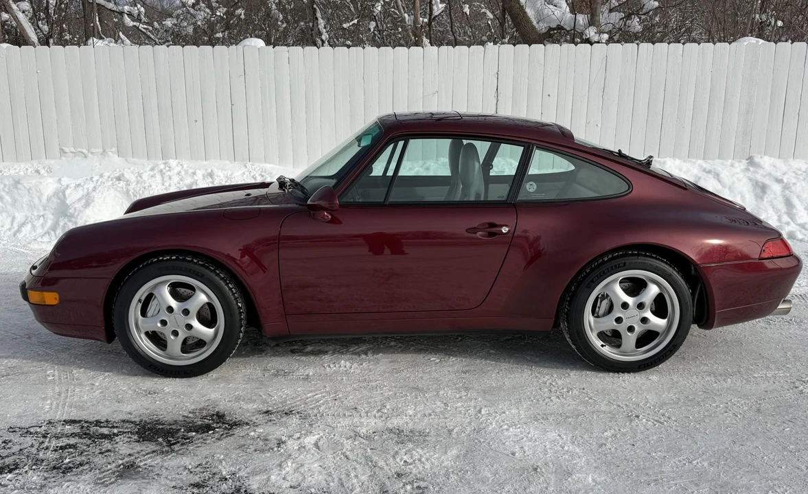 1996 Porsche 993 Carrera 4 - Image 24 of 31