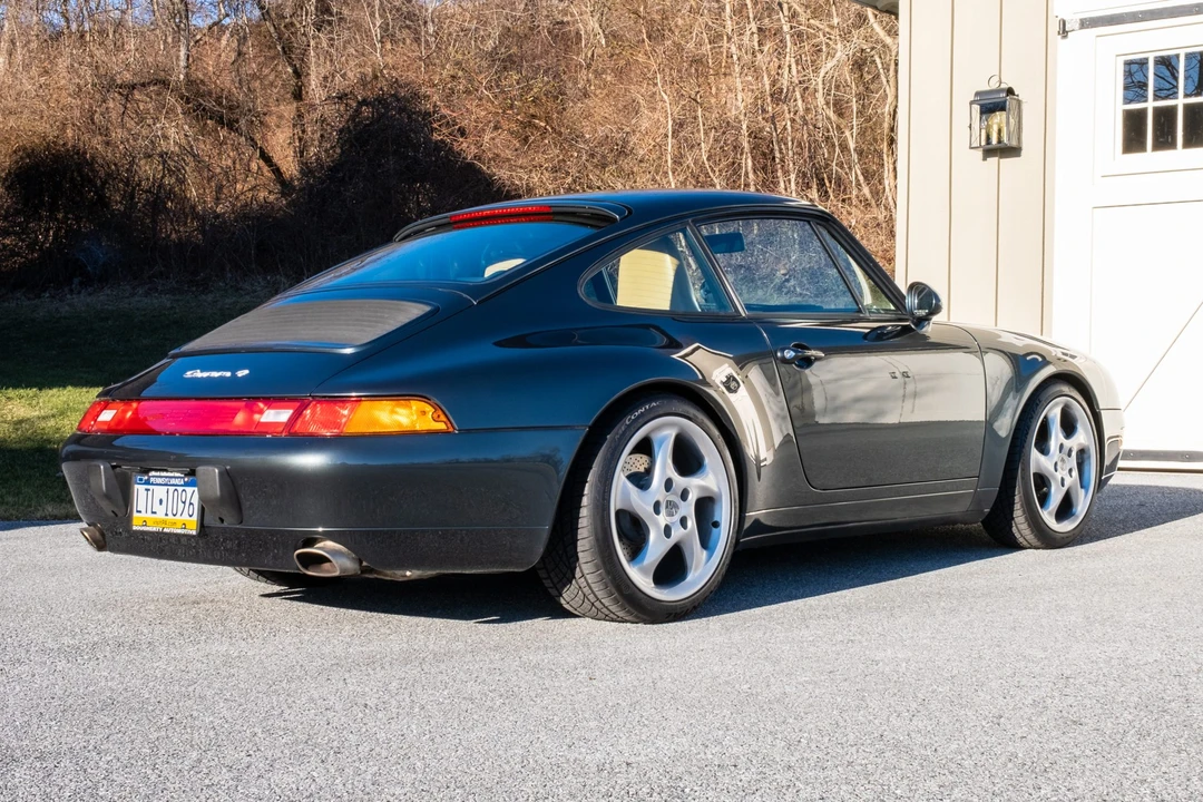 1996 Porsche 993 Carrera - Image 6 of 31