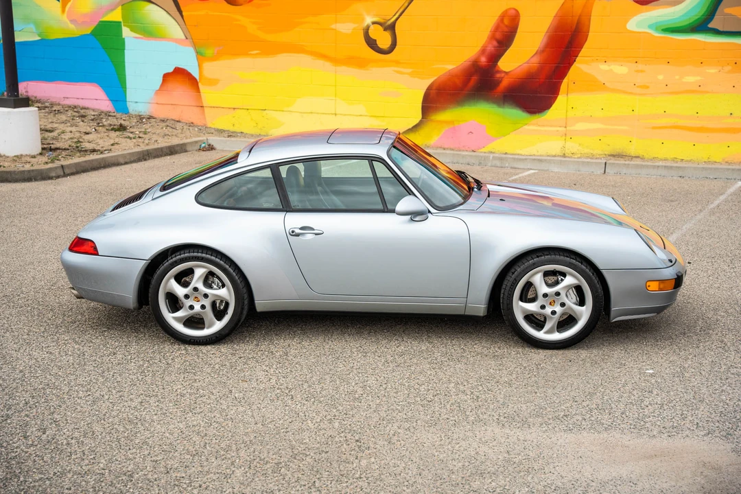 1996 Porsche 993 Carrera 4 - Image 23 of 31
