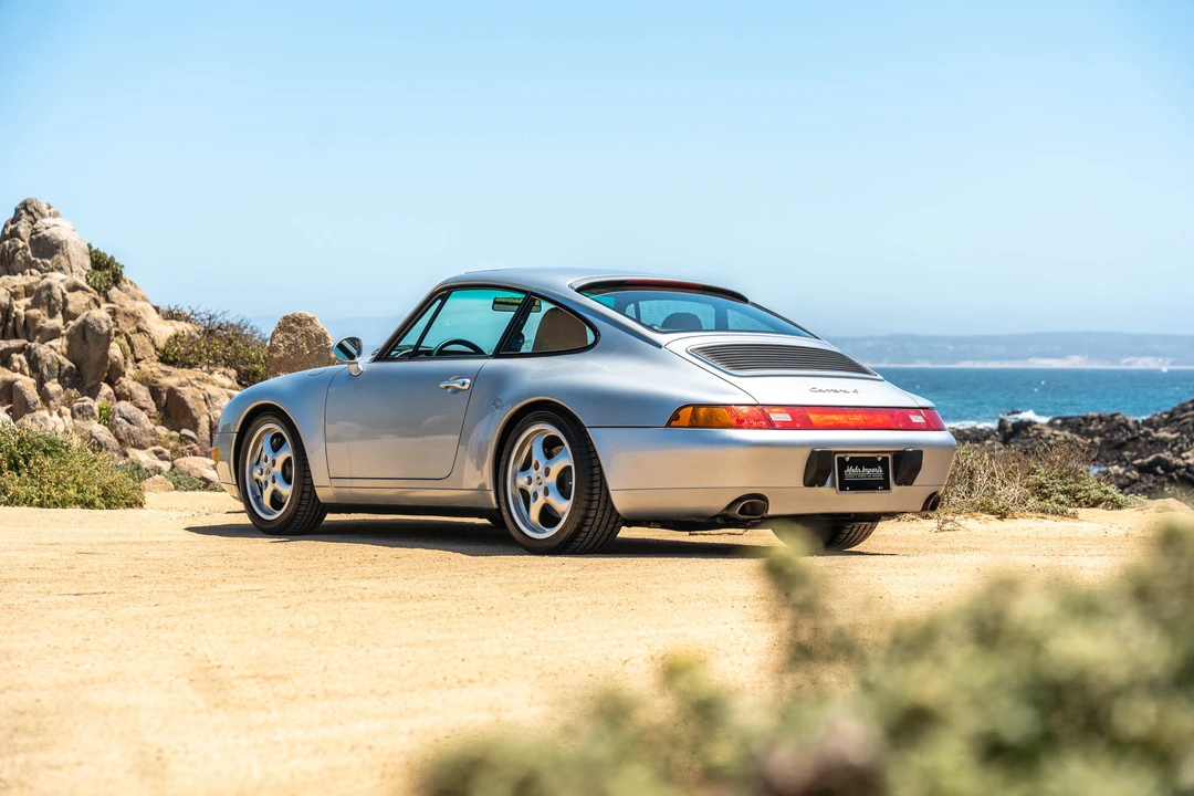 1996 Porsche 993 Carrera 4 - Image 11 of 31