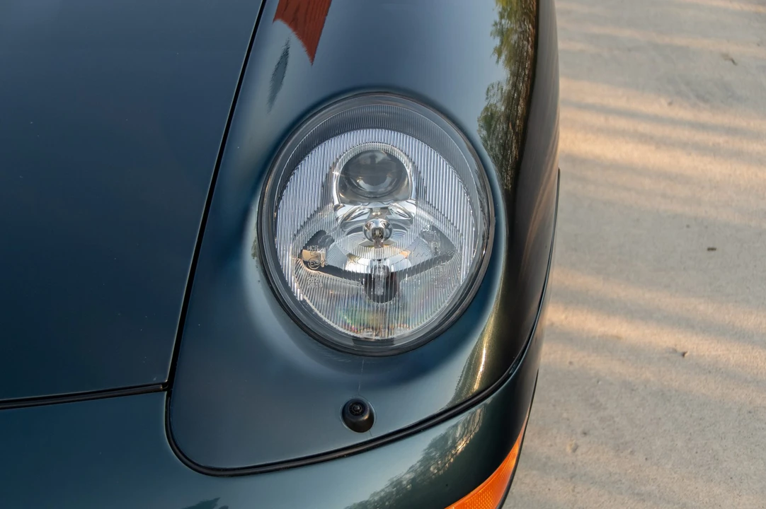 1996 Porsche 993 Carrera - Image 30 of 31