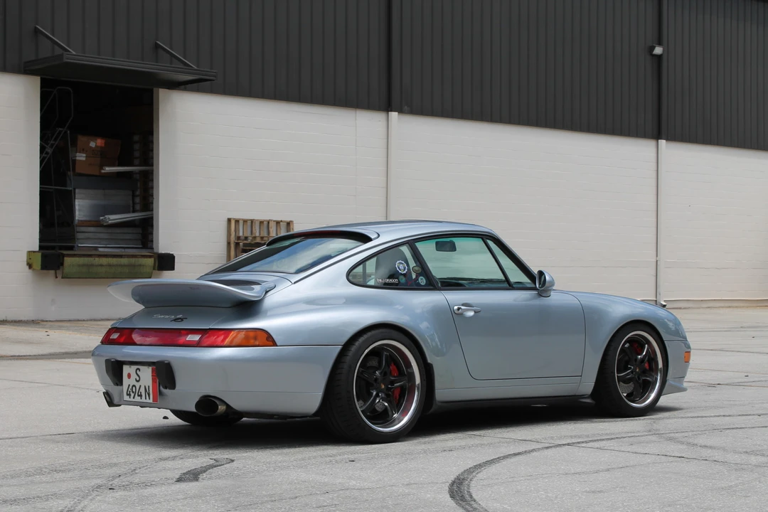 1996 Porsche 993 Carrera - Image 10 of 31