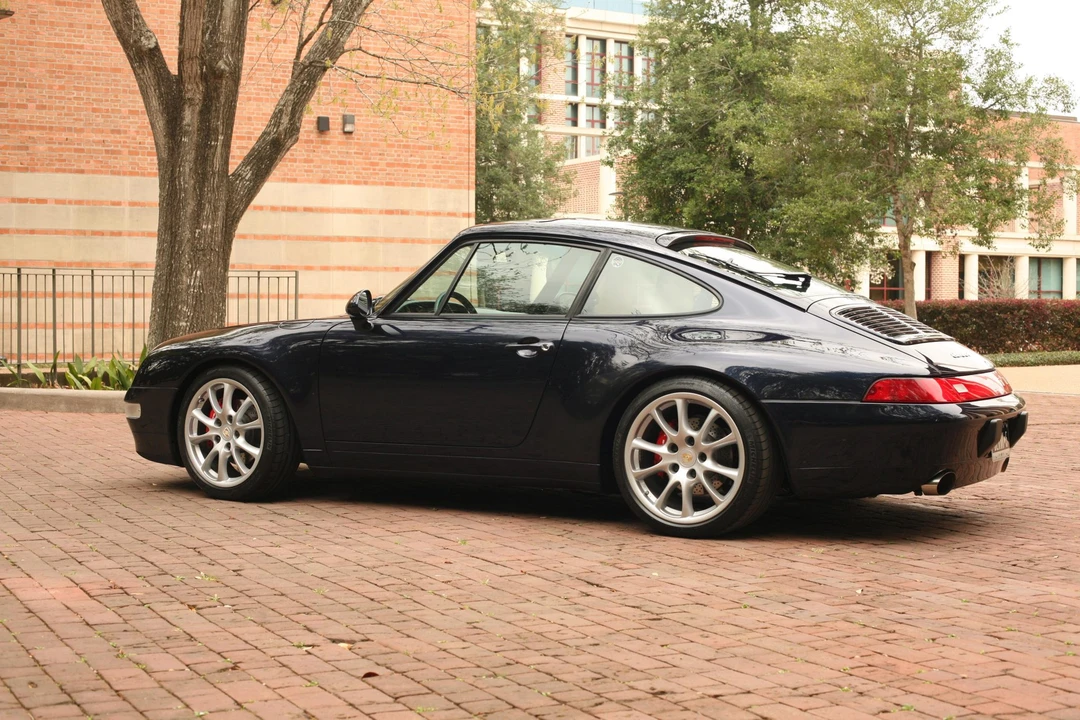 1996 Porsche 993 Carrera - Image 28 of 31