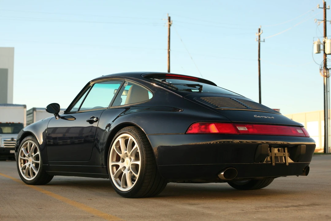 1996 Porsche 993 Carrera - Image 25 of 31
