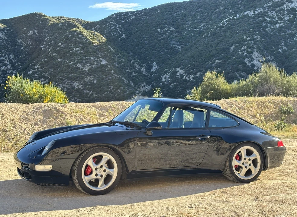 1996 Porsche 993 Carrera 4 - Image 8 of 31