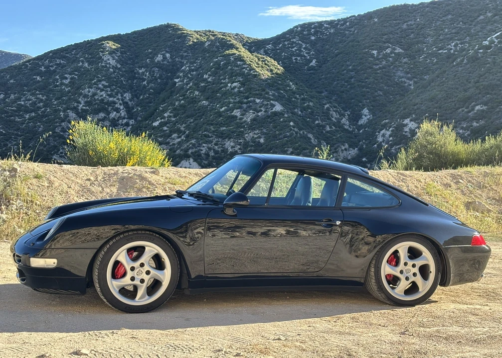 1996 Porsche 993 Carrera 4 - Image 9 of 31