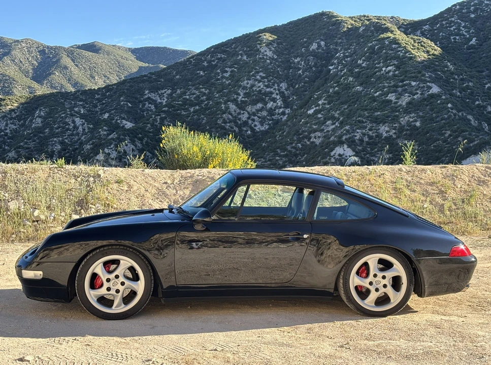 1996 Porsche 993 Carrera 4 - Image 27 of 31