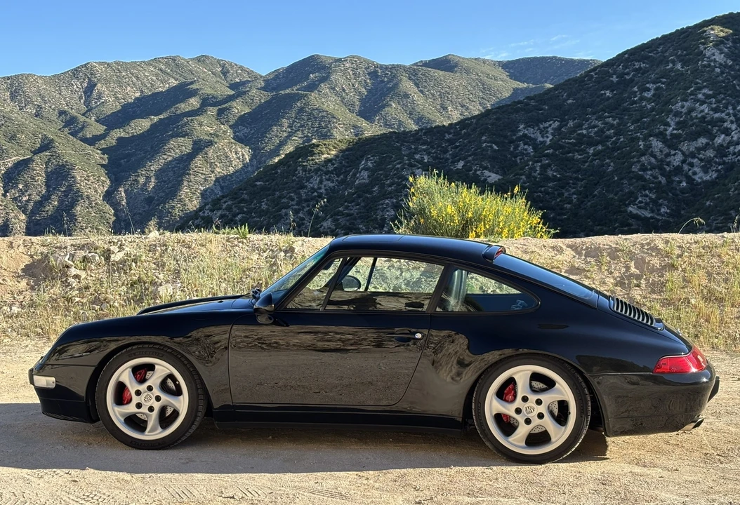 1996 Porsche 993 Carrera 4 - Image 28 of 31