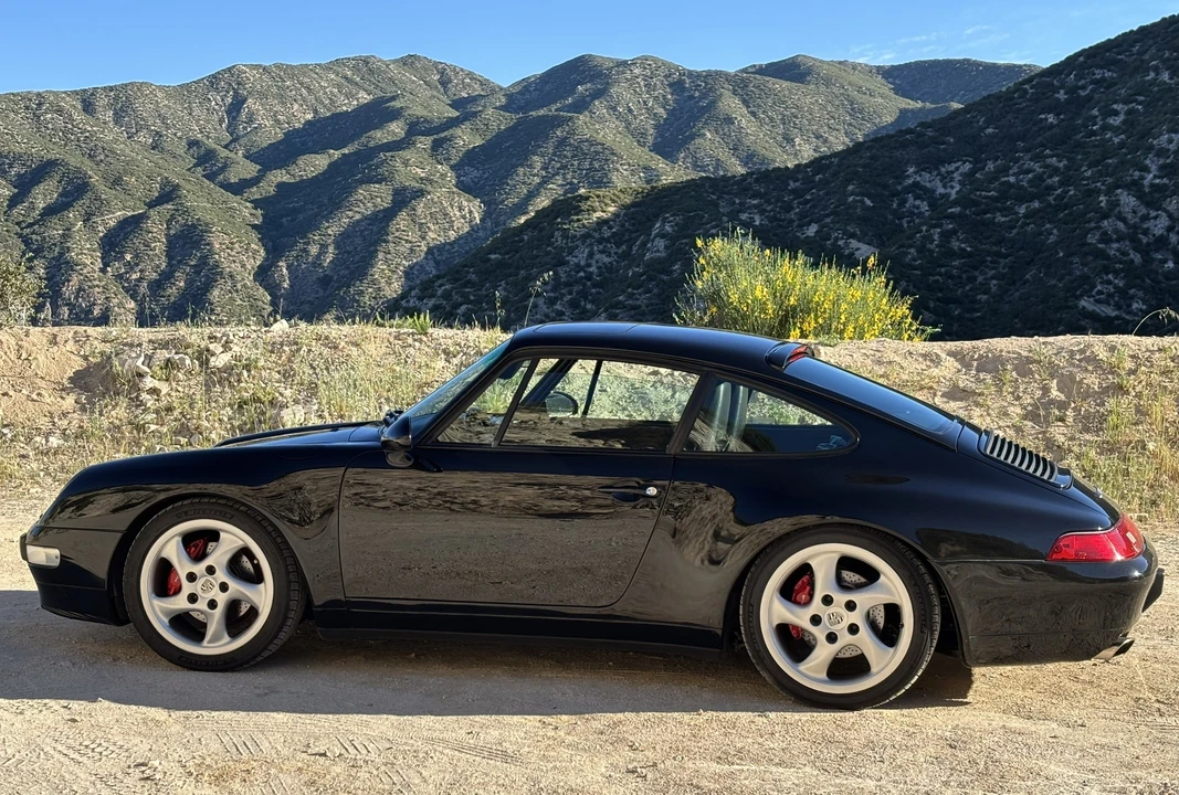 1996 Porsche 993 Carrera 4 - Image 29 of 31