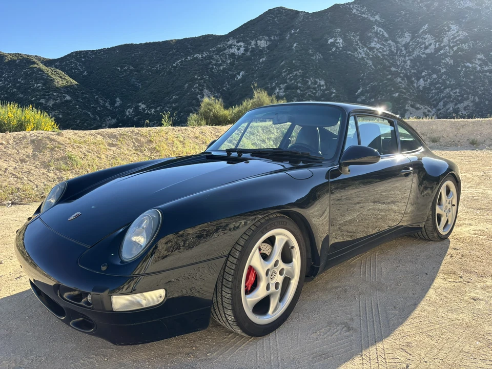 1996 Porsche 993 Carrera 4 - Image 12 of 31