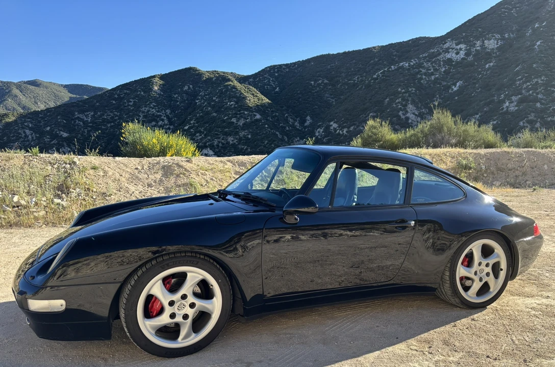 1996 Porsche 993 Carrera 4 - Image 24 of 31