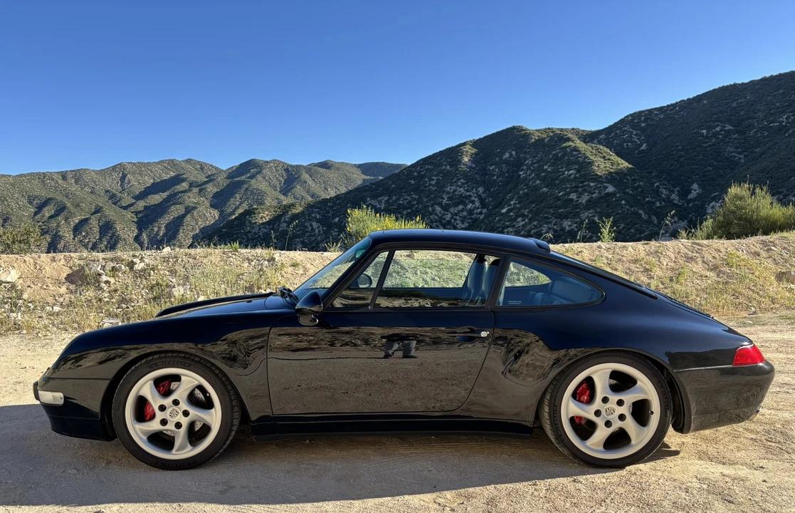 1996 Porsche 993 Carrera 4 - Image 25 of 31