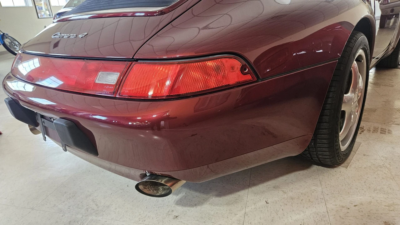 1996 Porsche 993 Carrera - Image 28 of 31