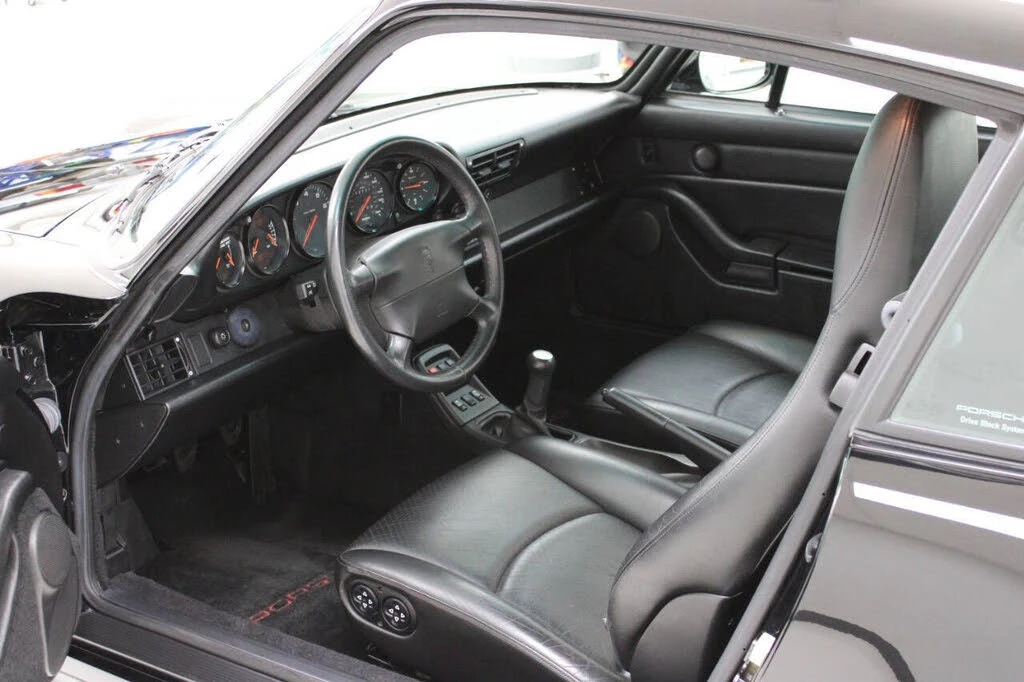 1996 Porsche 993 Carrera 4 - Image 25 of 31