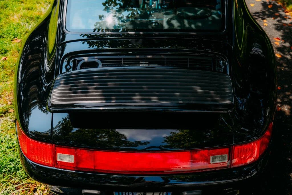 1996 Porsche 993 Carrera 4 - Image 12 of 31