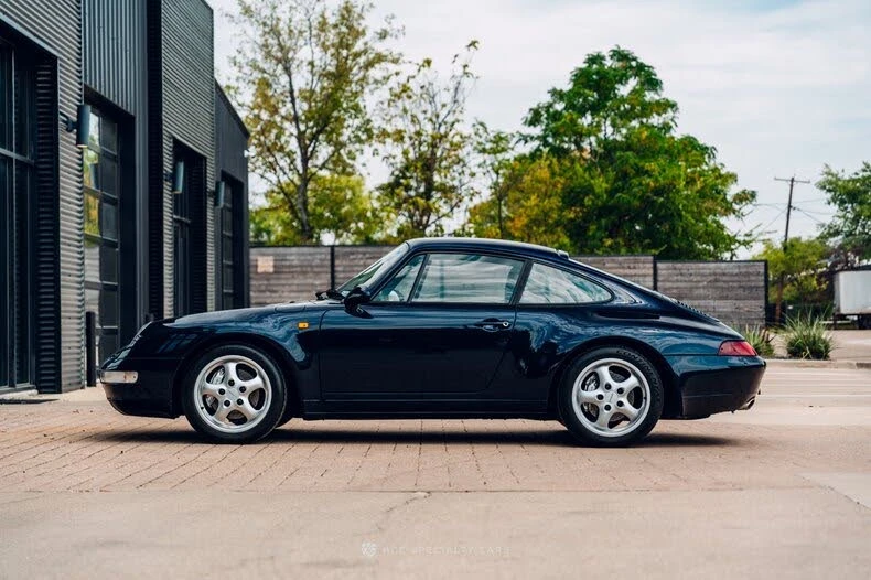 1996 Porsche 993 Carrera 4 - Image 24 of 31