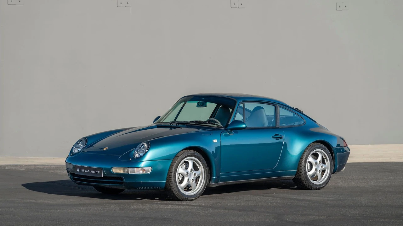 1996 Porsche 993 Carrera 4 - Image 3 of 31