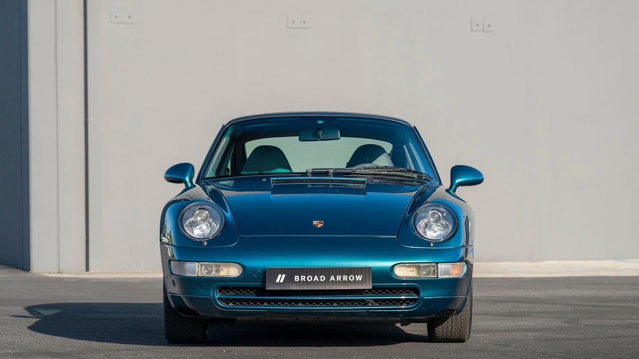 1996 Porsche 993 Carrera 4 - Image 5 of 31