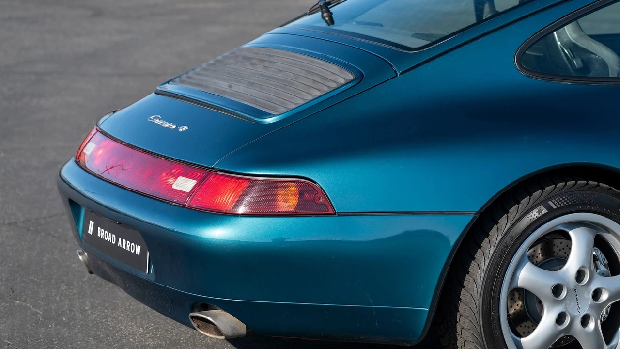 1996 Porsche 993 Carrera 4 - Image 31 of 31