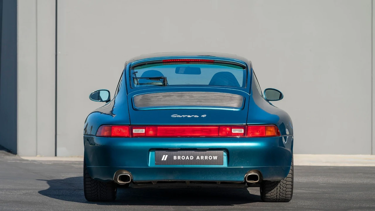 1996 Porsche 993 Carrera 4 - Image 6 of 31