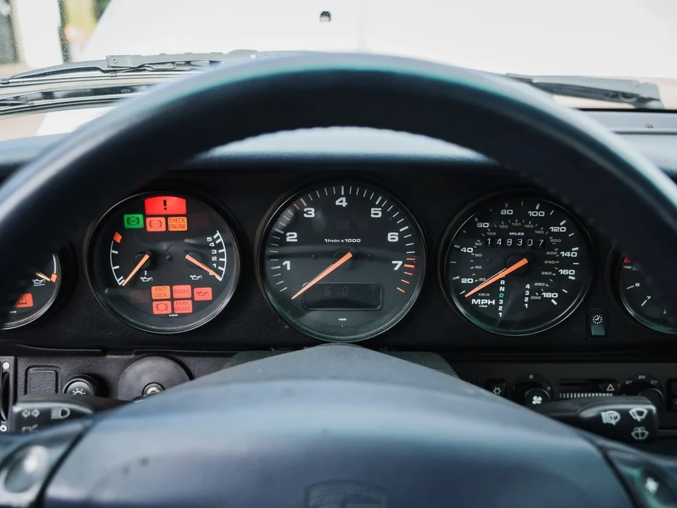 1996 Porsche 993 Carrera 4 - Image 21 of 31