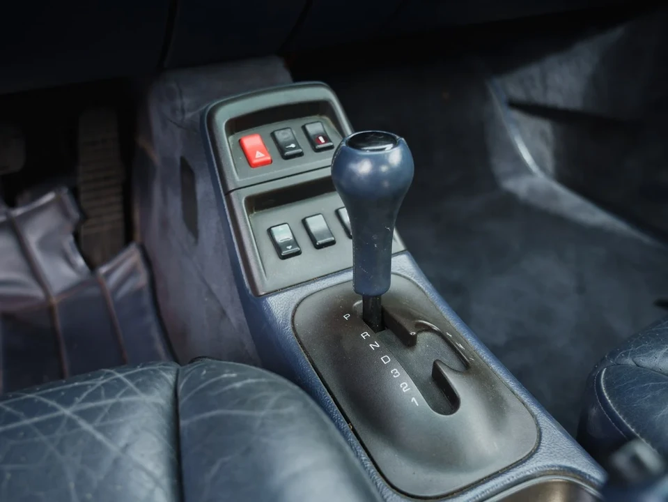 1996 Porsche 993 Carrera 4 - Image 24 of 31