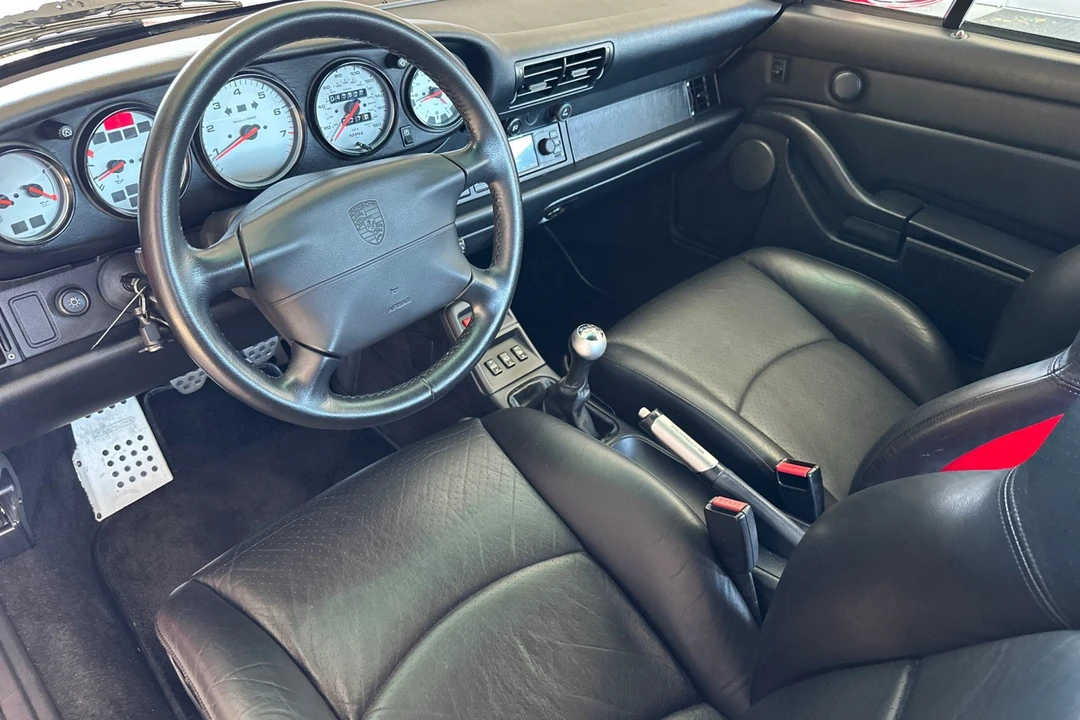 1996 Porsche 993 Carrera 4 - Image 4 of 21