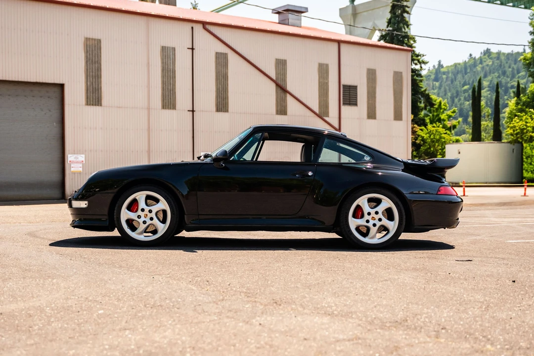 1996 Porsche 993 Carrera 4S - Image 2 of 31