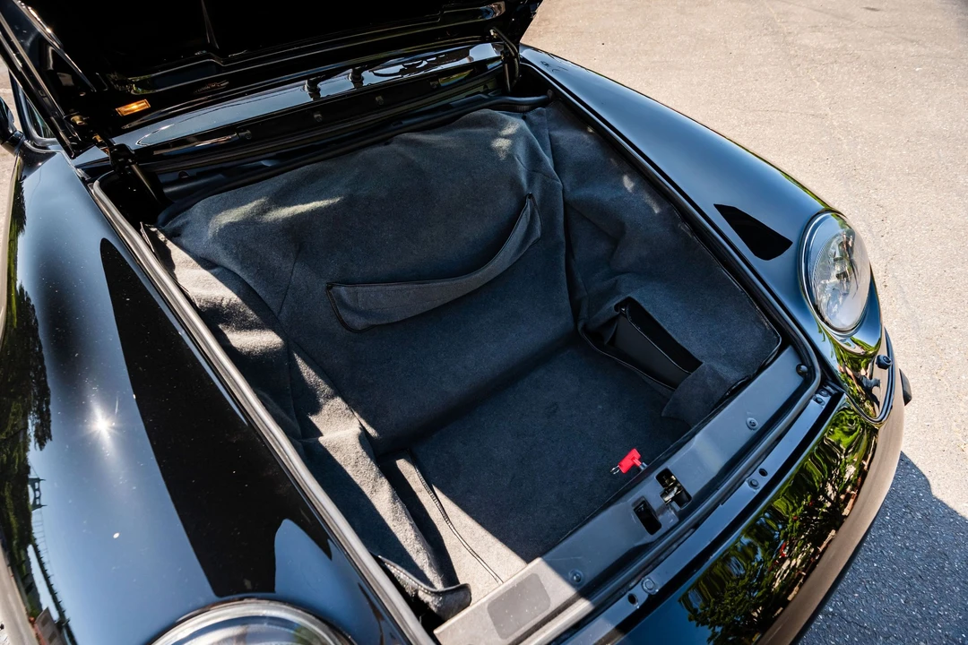 1996 Porsche 993 Carrera 4S - Image 10 of 31