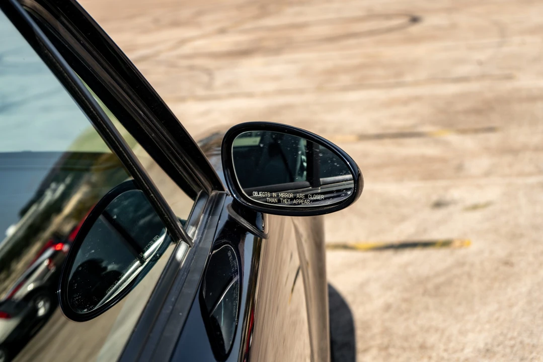 1996 Porsche 993 Carrera 4S - Image 28 of 31