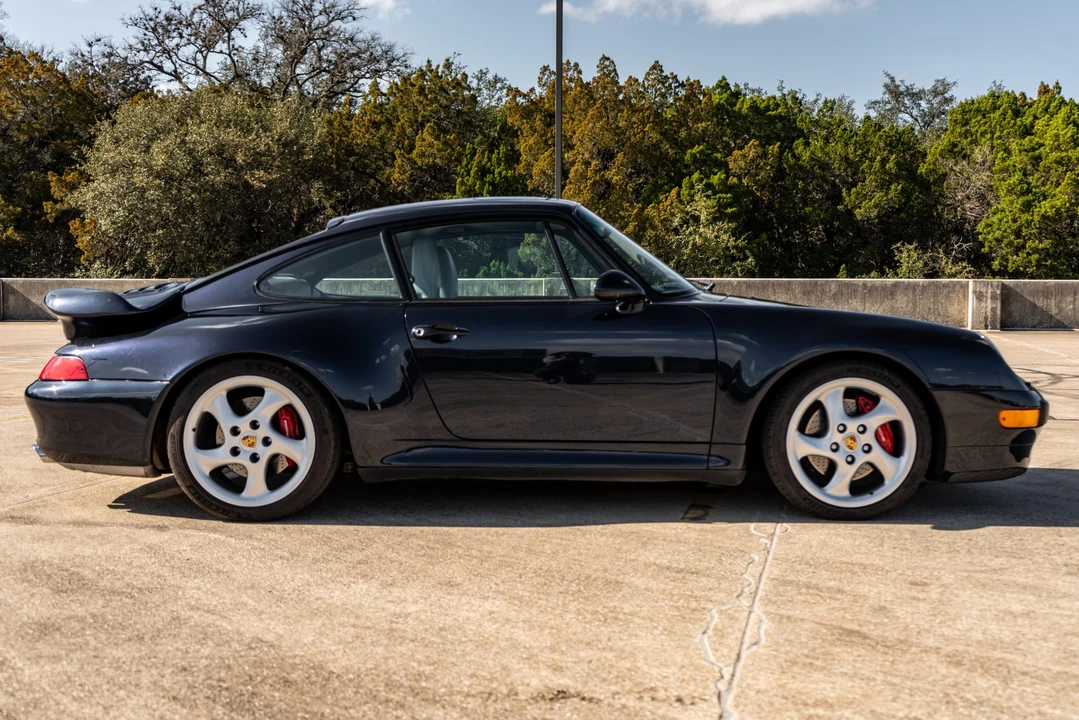 1996 Porsche 993 Carrera 4S - Image 7 of 31