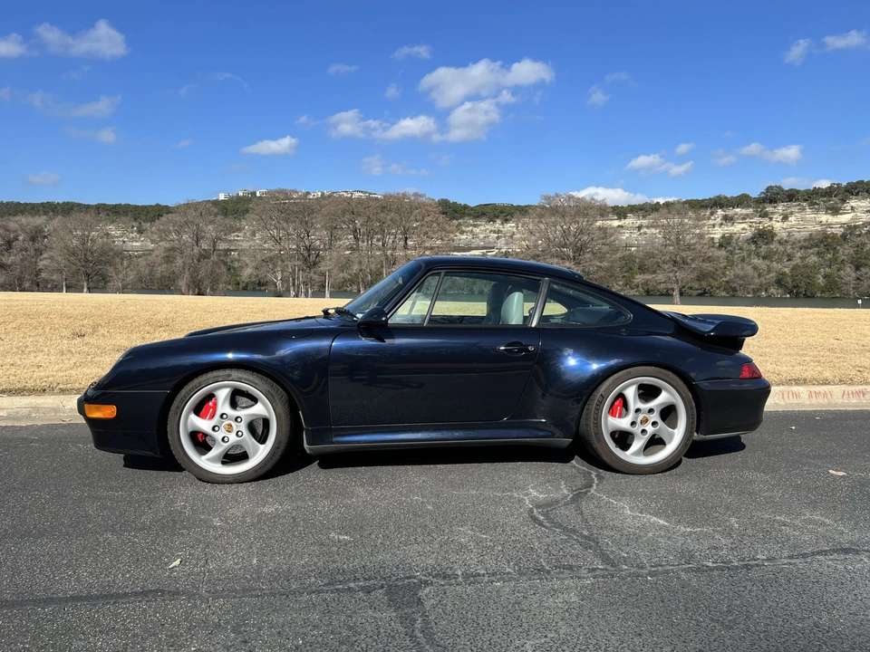 1996 Porsche 993 Carrera 4S - Image 12 of 31