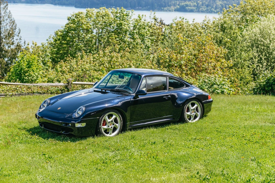 1996 Porsche 993 Carrera 4S - Image 9 of 31
