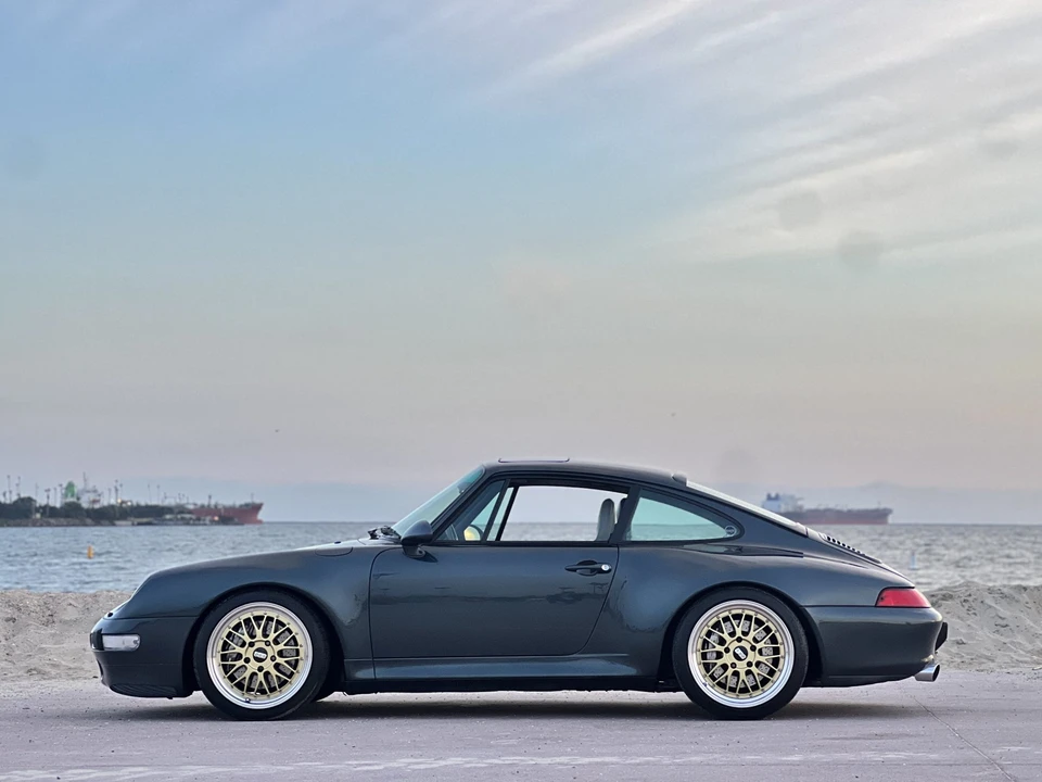 1996 Porsche 993 Carrera 4S - Image 6 of 31