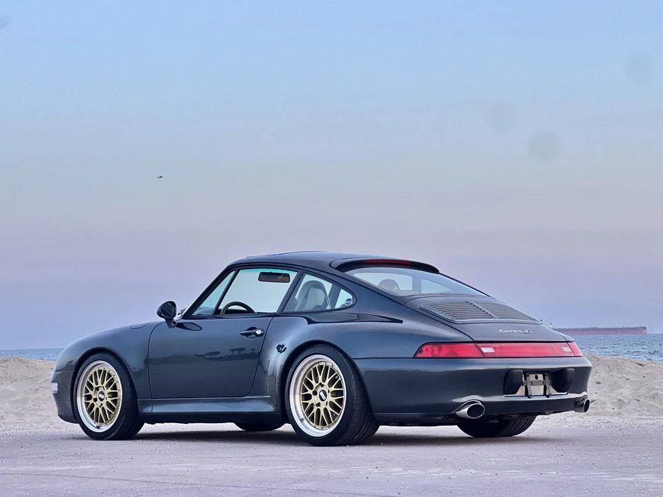 1996 Porsche 993 Carrera 4S - Image 9 of 31
