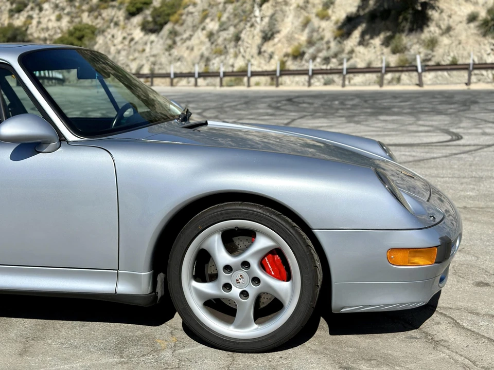 1996 Porsche 993 Carrera 4S - Image 26 of 31
