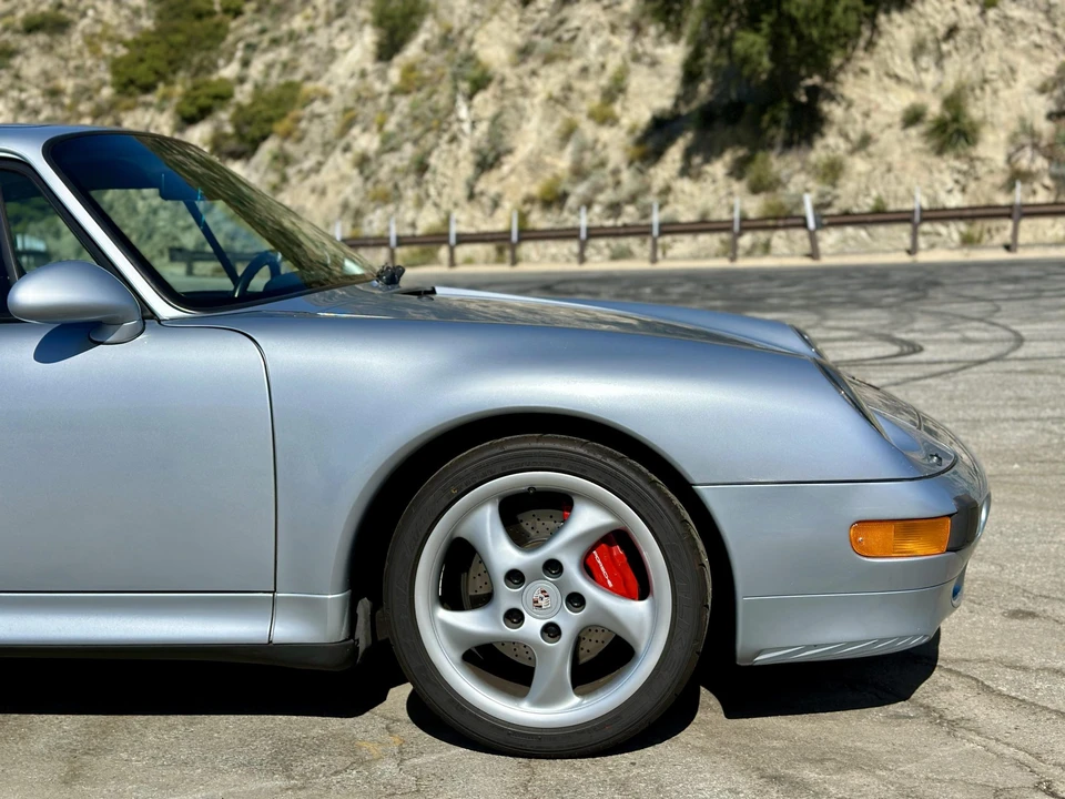 1996 Porsche 993 Carrera 4S - Image 27 of 31
