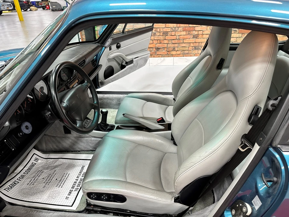 1996 Porsche 993 Carrera 4S - Image 19 of 31