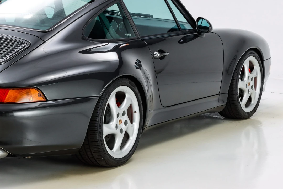1996 Porsche 993 Carrera 4S - Image 25 of 31