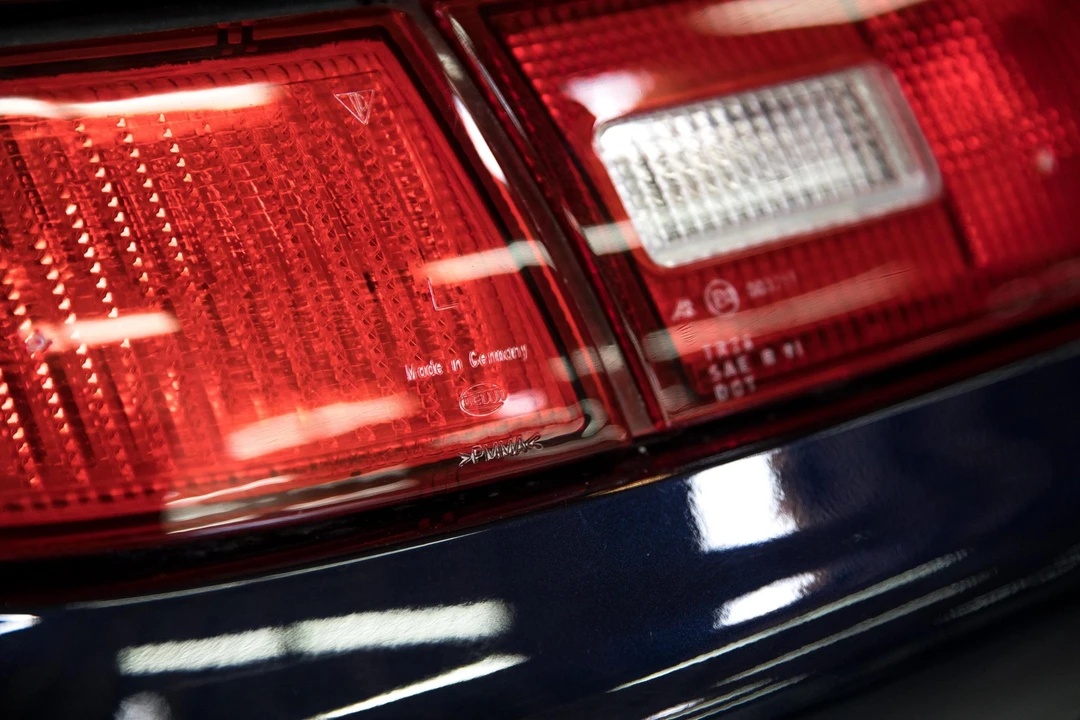 1996 Porsche 993 Carrera 4S - Image 22 of 31