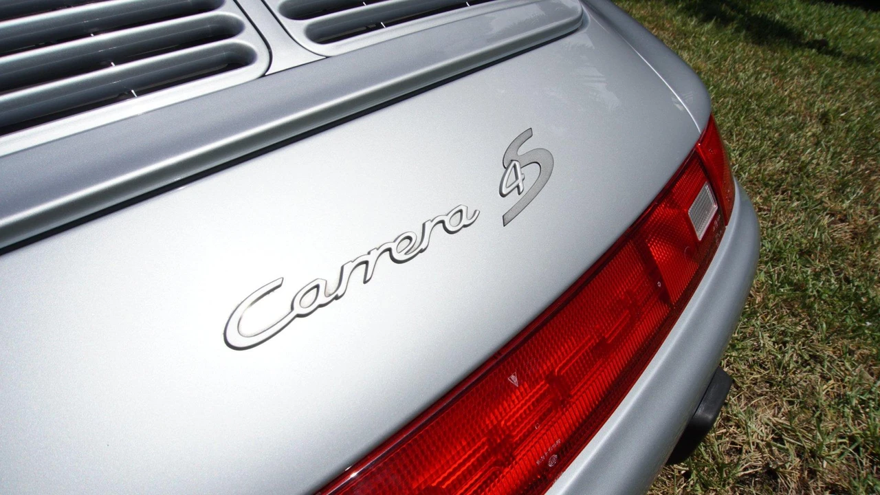 1996 Porsche 993 Carrera 4S - Image 17 of 31