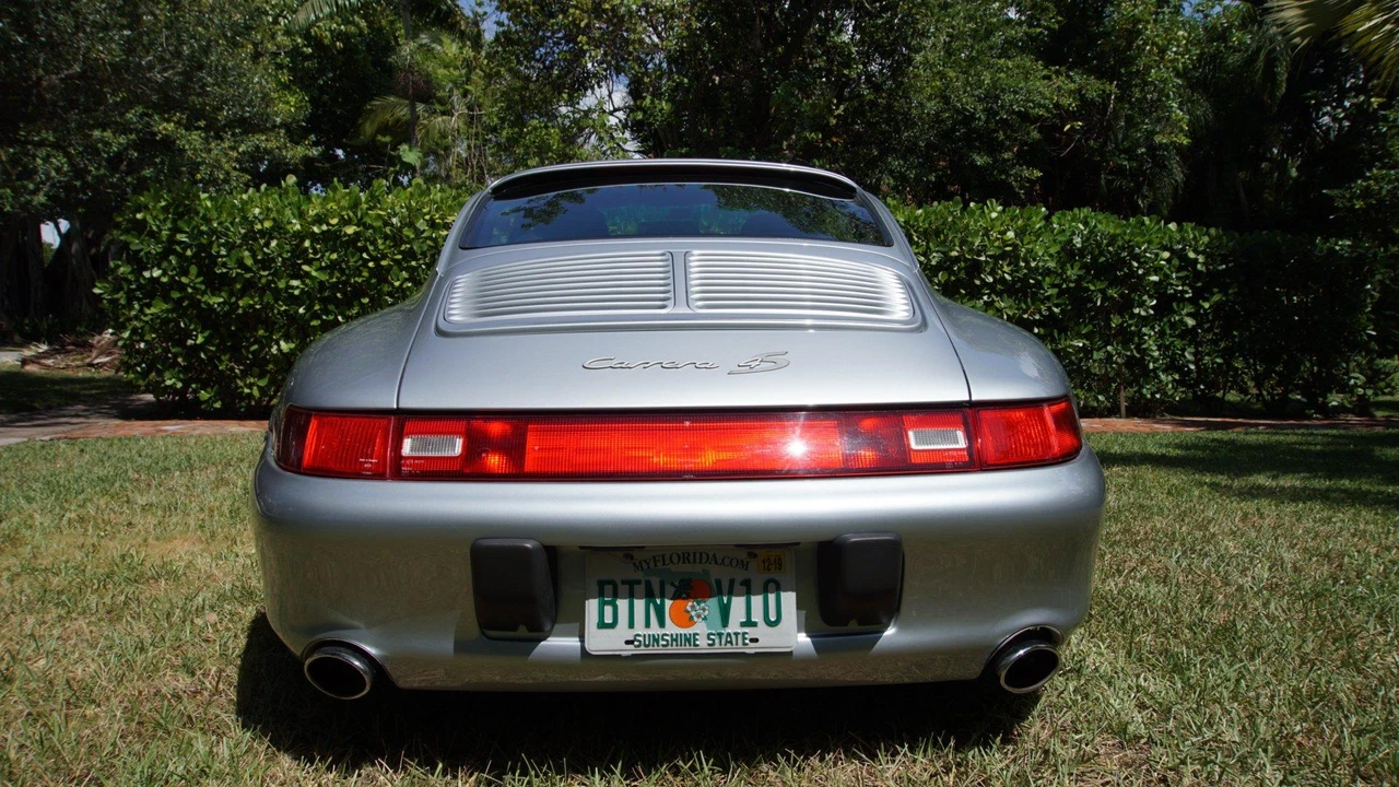 1996 Porsche 993 Carrera 4S - Image 8 of 31