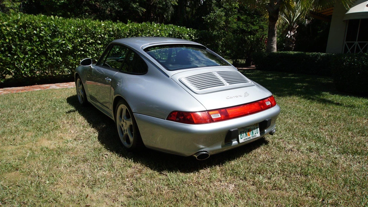 1996 Porsche 993 Carrera 4S - Image 10 of 31