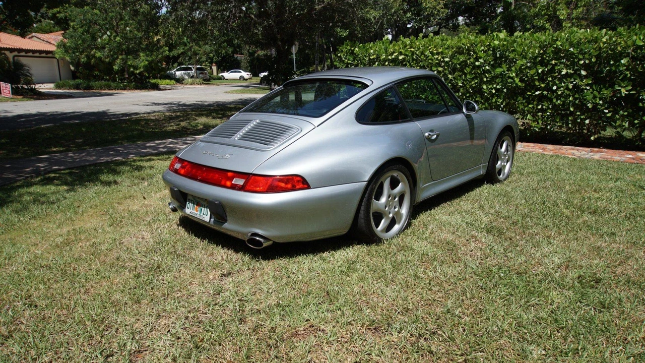 1996 Porsche 993 Carrera 4S - Image 6 of 31
