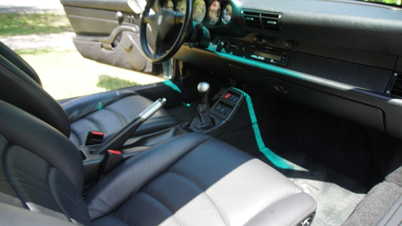 1996 Porsche 993 Carrera 4S - Image 28 of 31
