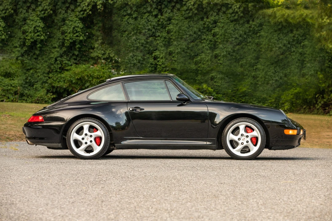 1996 Porsche 993 Carrera 4S - Image 11 of 31