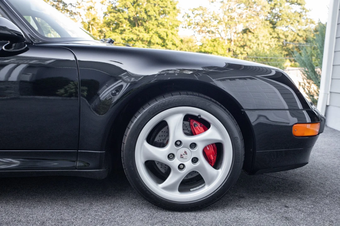 1996 Porsche 993 Carrera 4S - Image 25 of 31